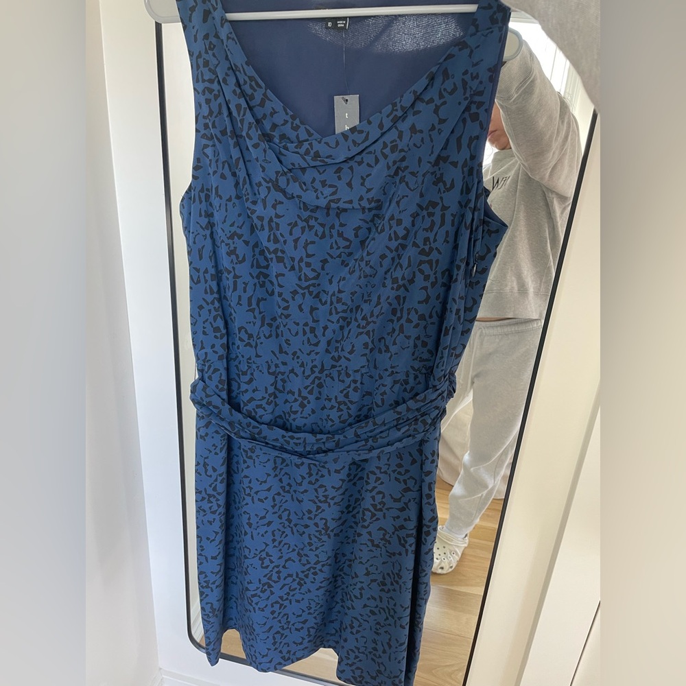 Theory 100% Silk Sleeveless Blue Print Women’s Dress